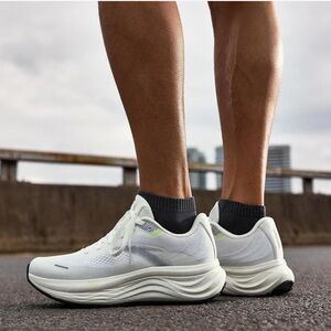 Anta Lightweight White Men's Athletic Running Shoes Subtle Lime & Grey Accents